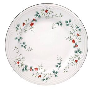 Pfaltzgraff Winterberry 10.5” Dinner Plate Christmas White Holly Berry Holiday
